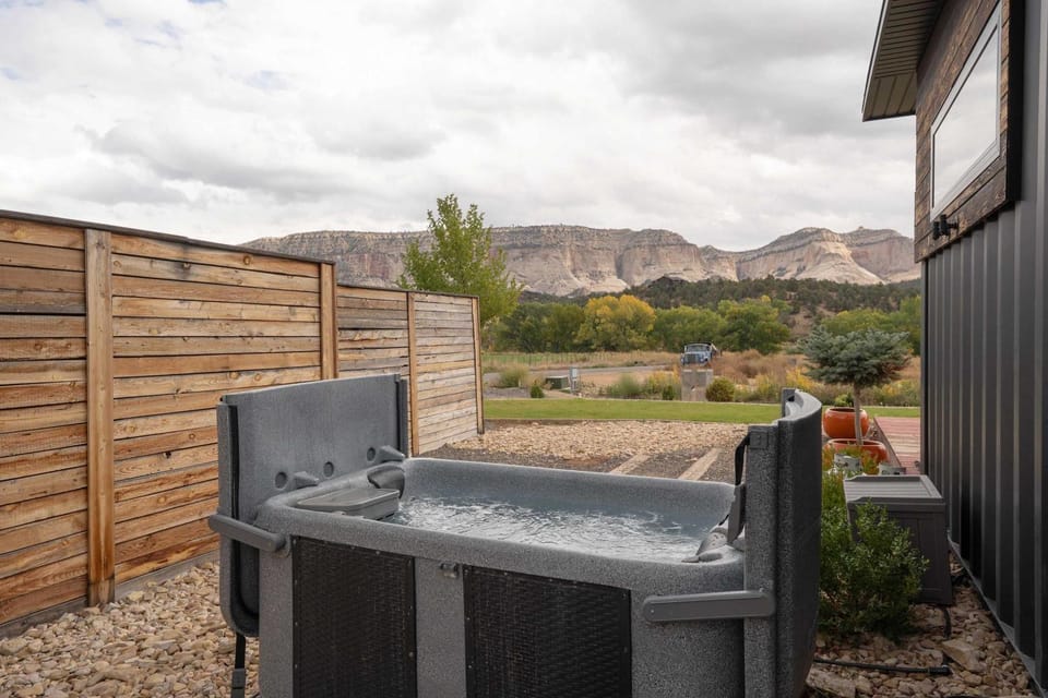 ABODE at East Zion in The Fields House in Orderville