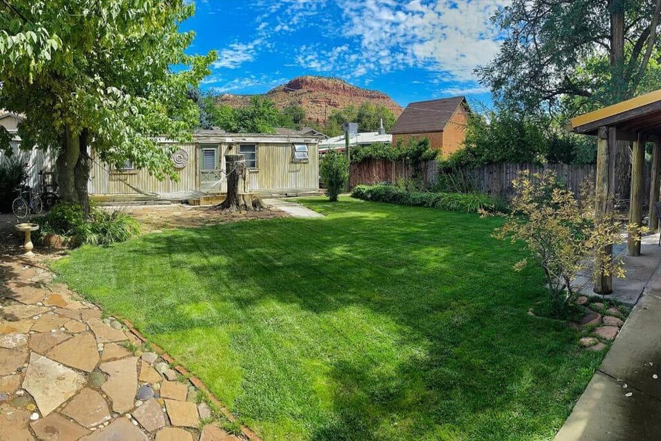 Enjoy a Sweet Retreat in downtown Kanab House in Kanab