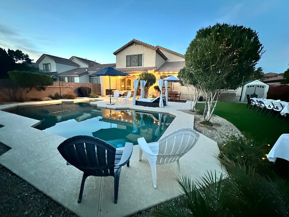 Property building, Pool view, Swimming pool, sunbed
