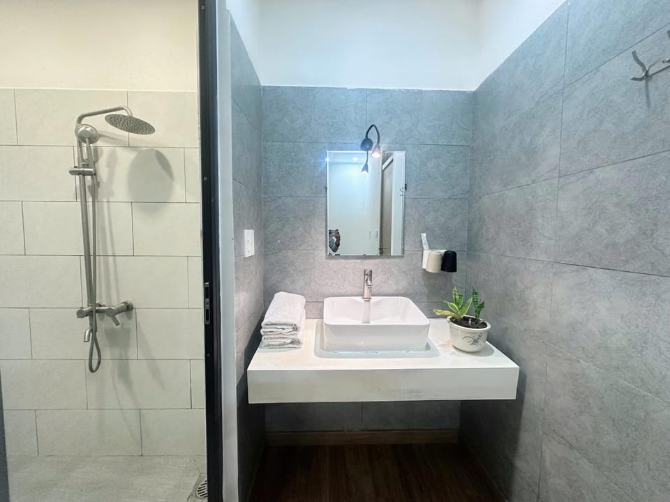 Gấu House Villa Bed and Breakfast in Dalat
