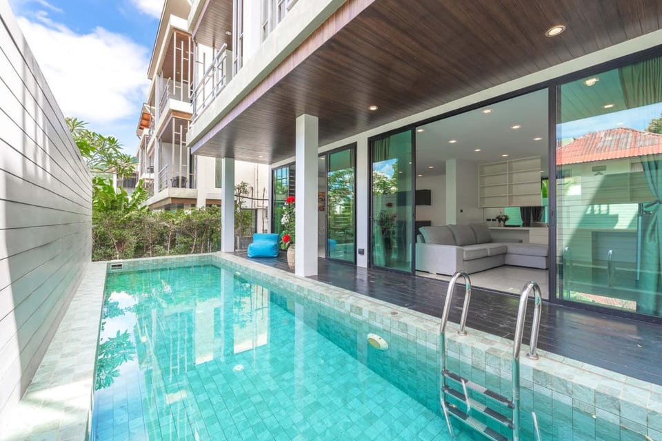 Patio, Day, View (from property/room), Balcony/Terrace, Pool view, Swimming pool