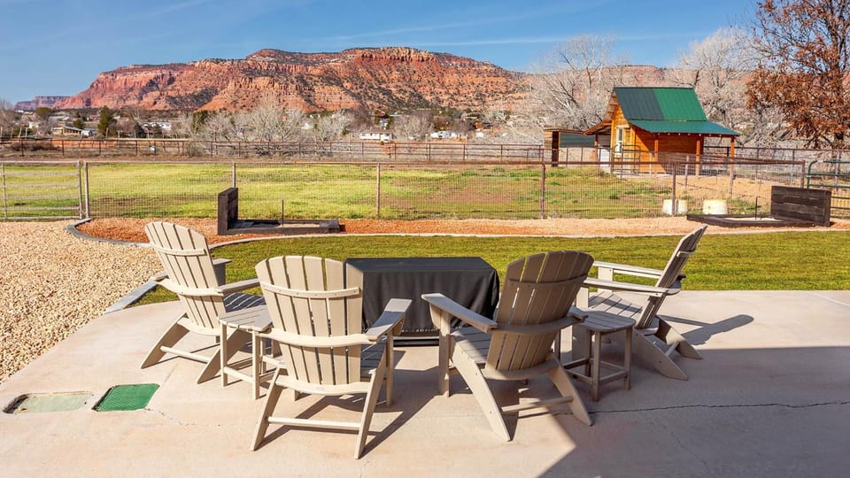 Sequoia Homestead in Kanab Pets OK Heated Pool House in Kanab