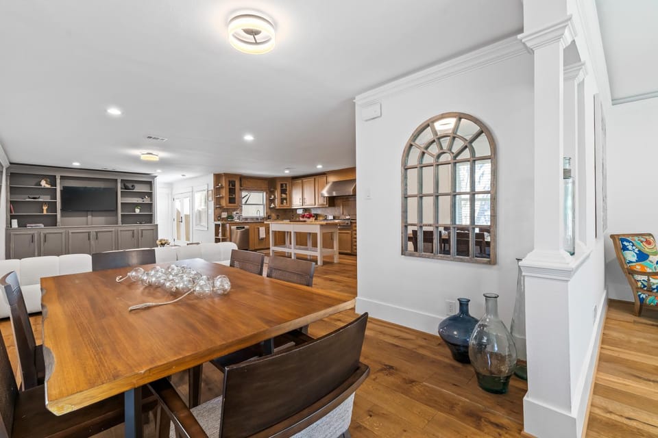 Highland Village Little Haven Villa in Harris County