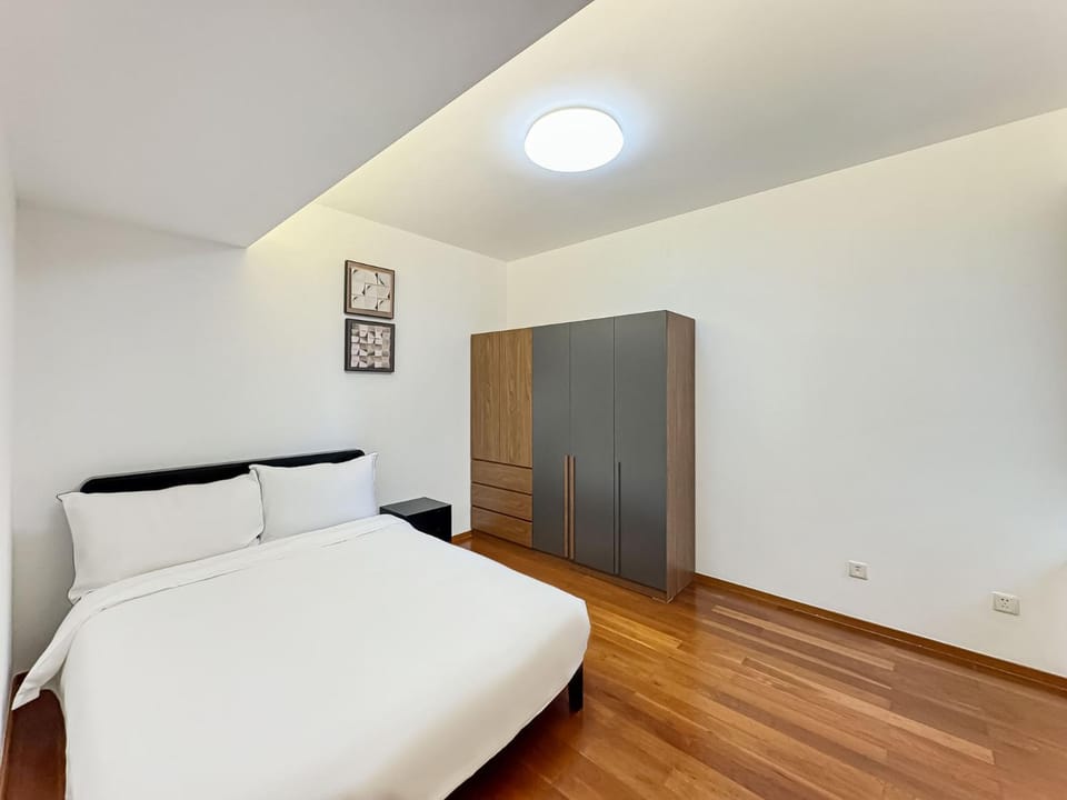 Bed, Photo of the whole room, Bedroom, wardrobe