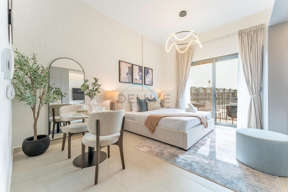 Bed, Living room