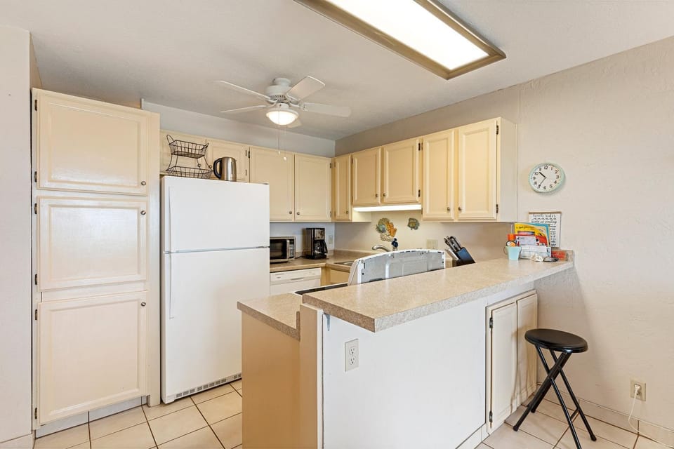 Shores of Maui 215 Dramatic Ocean Views Steps to the Beach Renovated AC 5964 House in Kihei