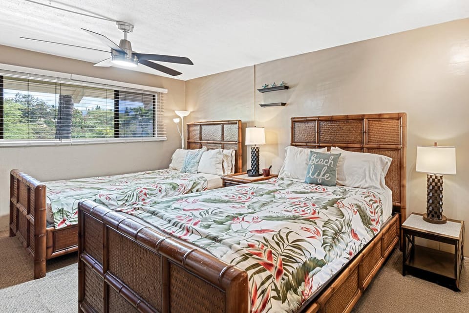 Shores of Maui 215 Dramatic Ocean Views Steps to the Beach Renovated AC 5964 House in Kihei