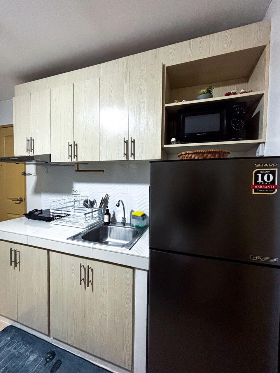 microwave, oven, kitchen