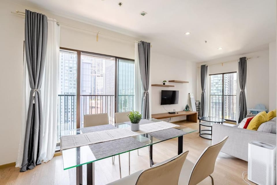 2BR next Phrom PhonyBTS sukhumvit Apartment in Bangkok
