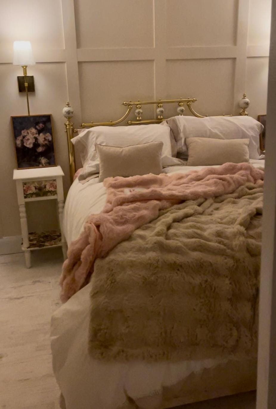 AnnieRose Cottage- Luxury 3bedroom Cottage with Hot Tub House in Northern Ireland