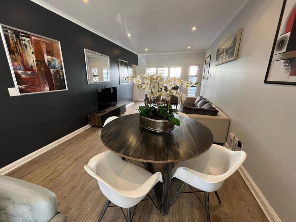 Braham Apartments - The Oasis 91 Apartment in Sandton
