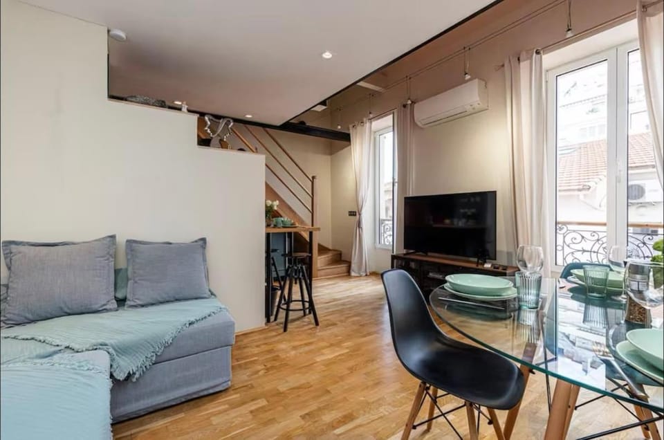 Duplex center of Nice with AC Apartment in Nice