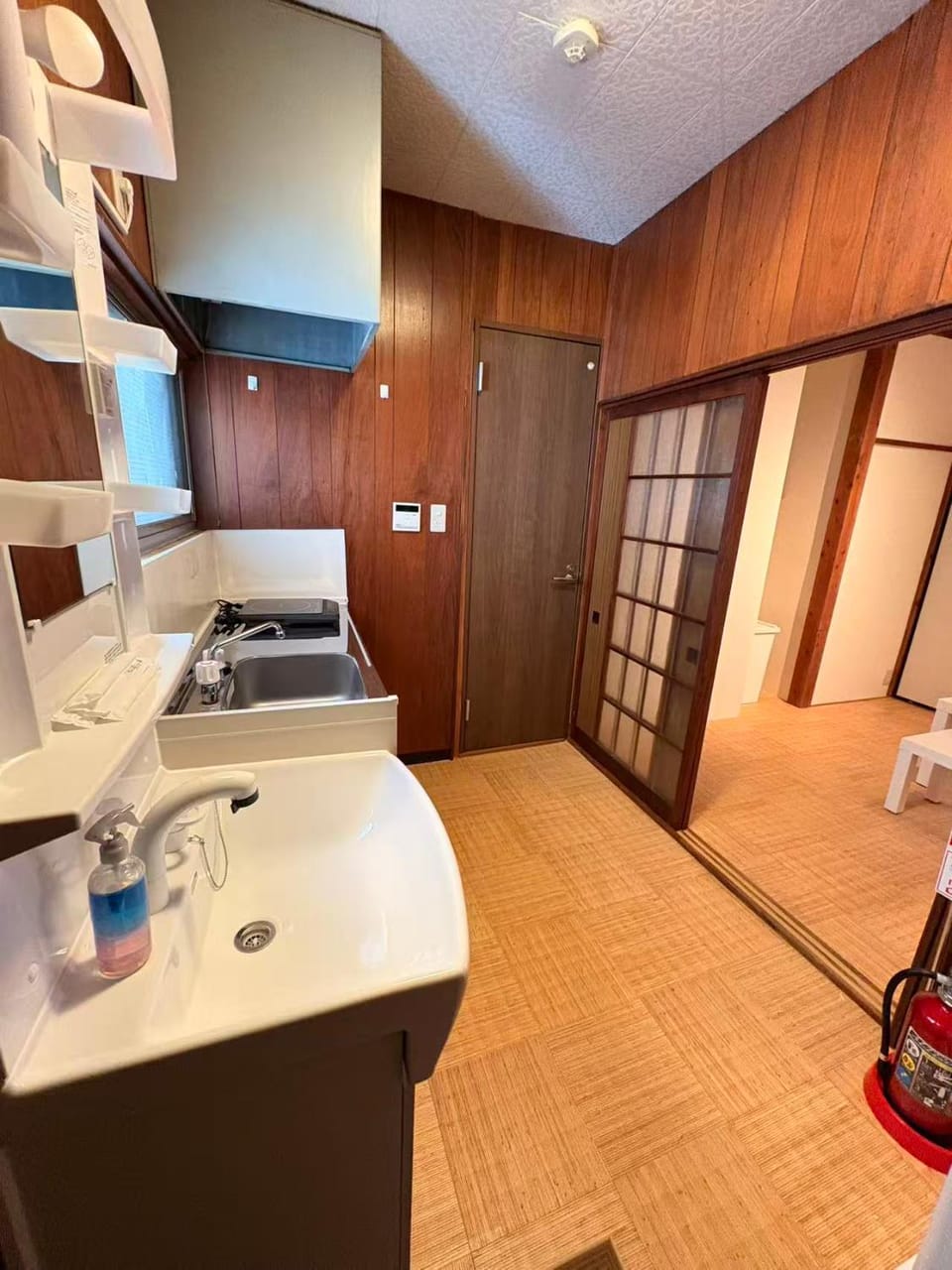 Kitchen or kitchenette