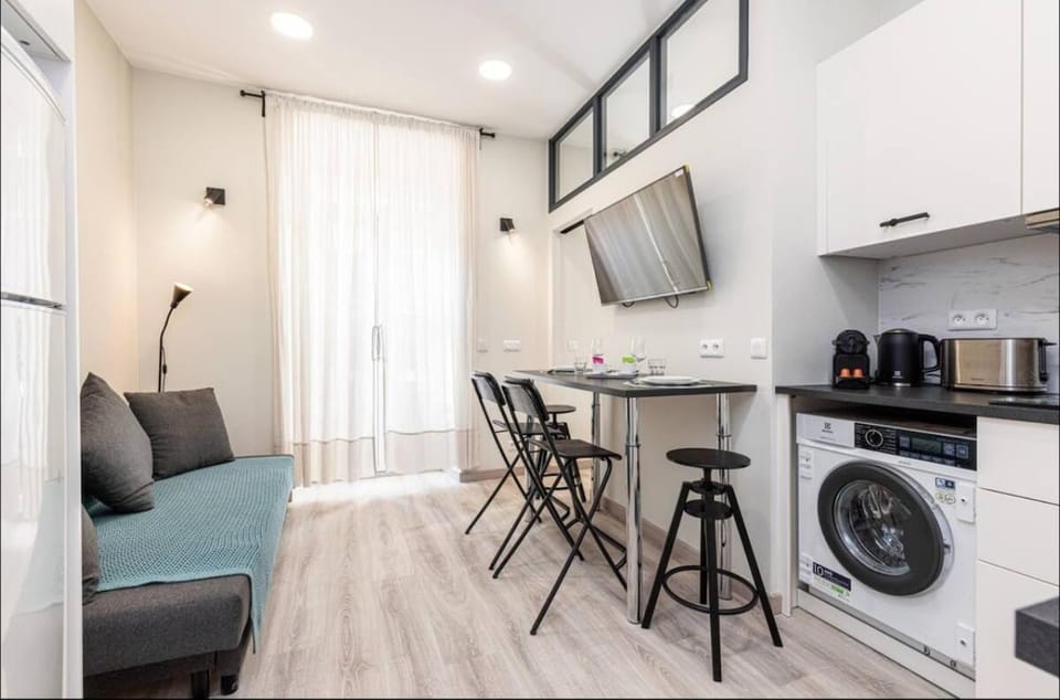 1 bed, center of Nice with AC Apartment in Nice