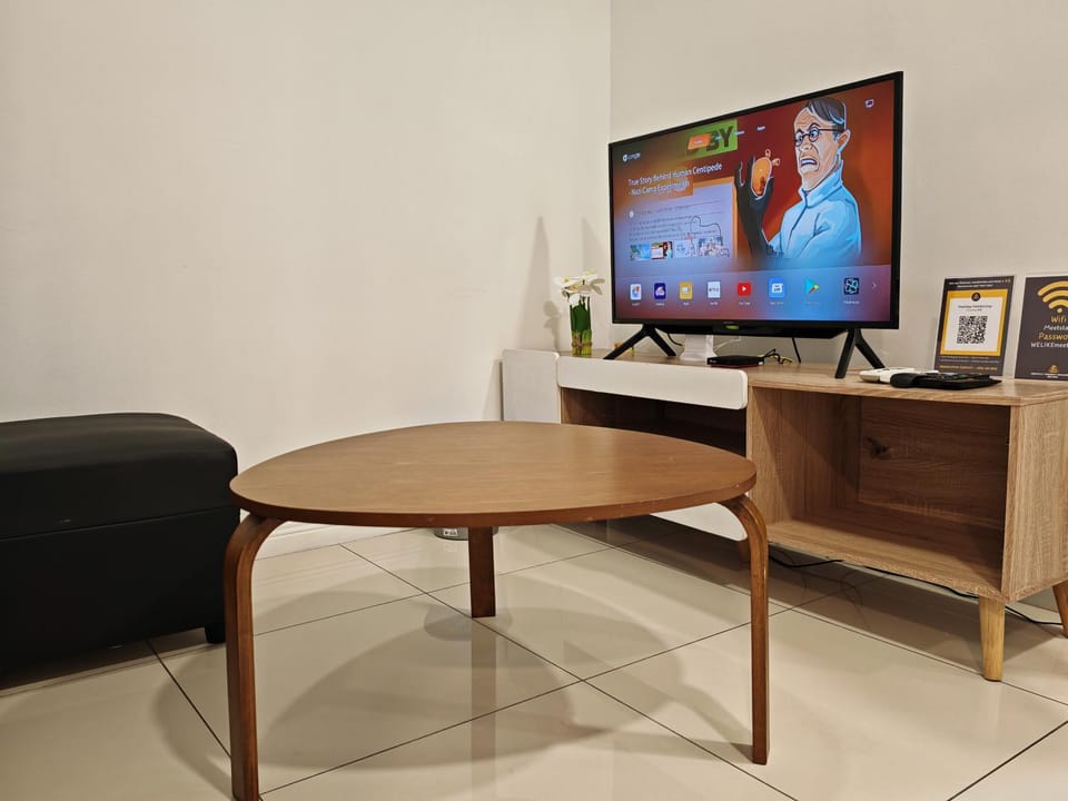 Communal lounge/ TV room, TV and multimedia