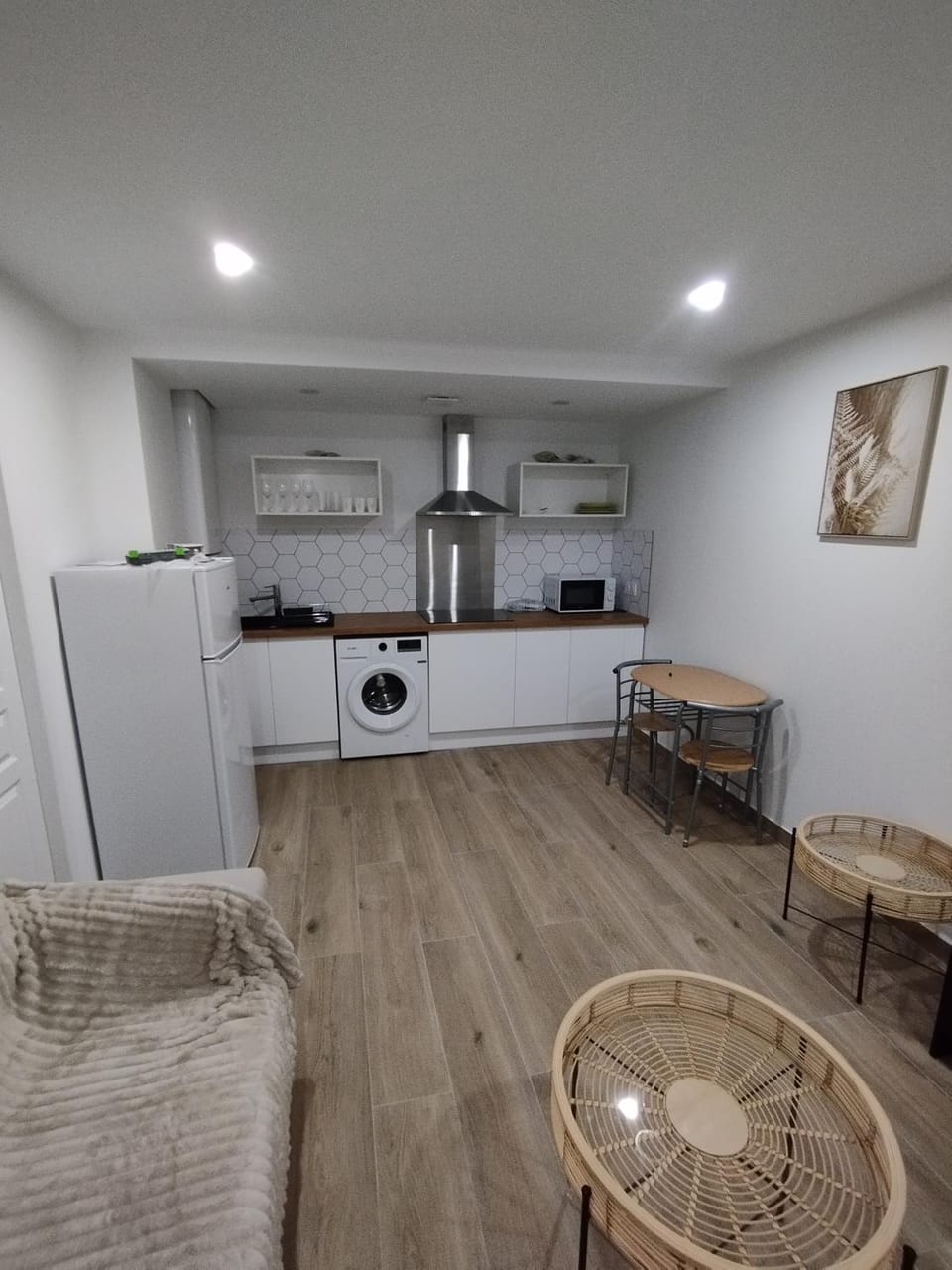 Kitchen or kitchenette, Living room, Dining area