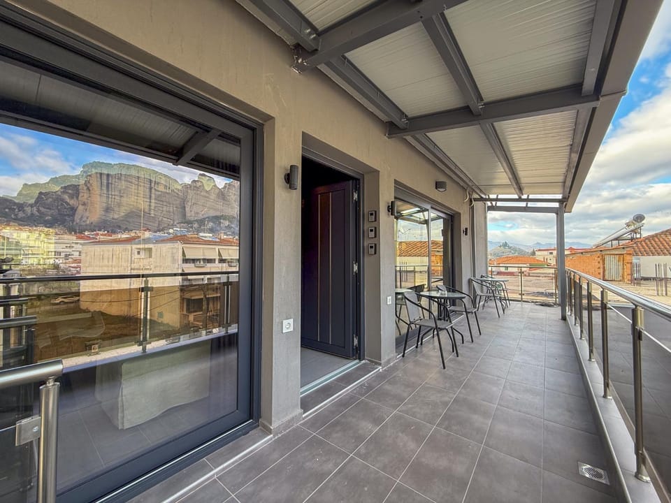 Patio, Natural landscape, View (from property/room), Balcony/Terrace, Mountain view