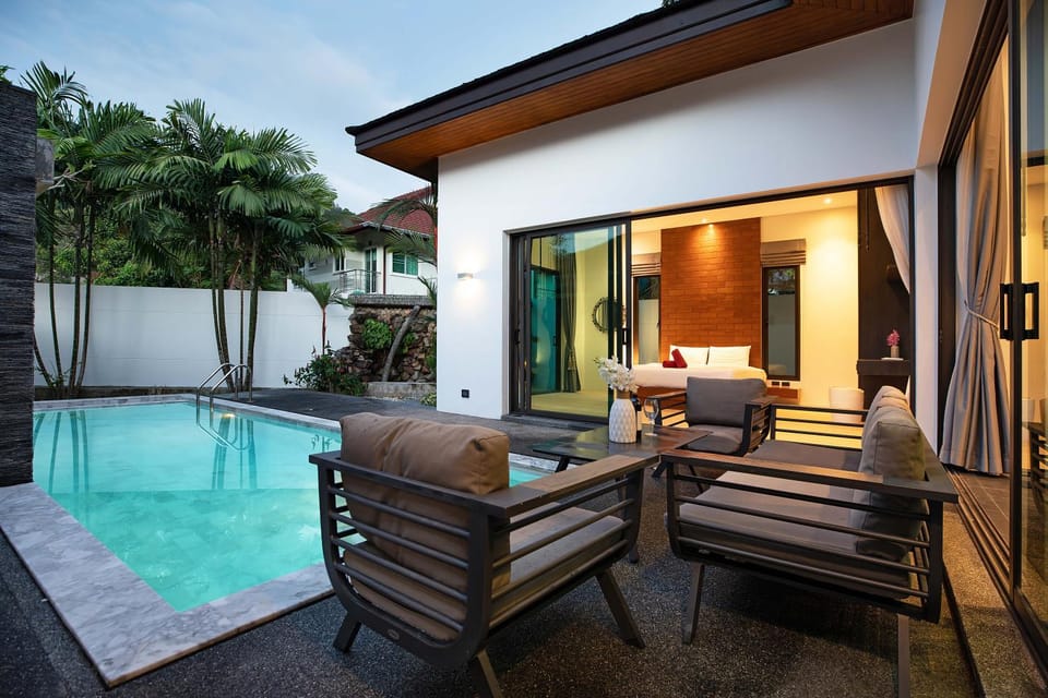 Pool view, Swimming pool