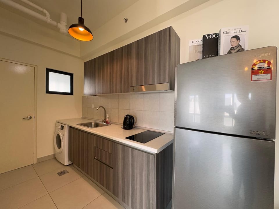 Kitchen or kitchenette, minibar, stove, kitchen, kitchen