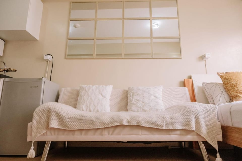 Minimalist Chic City Loft House in Iloilo City