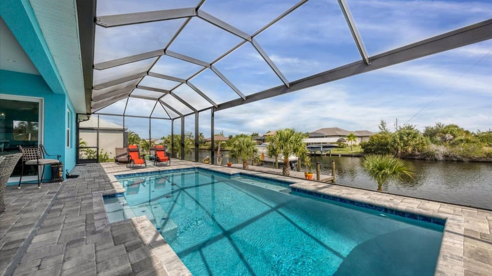 South Gulf Cove 3 Bedroom Canal Pool Home House in South Gulf Cove