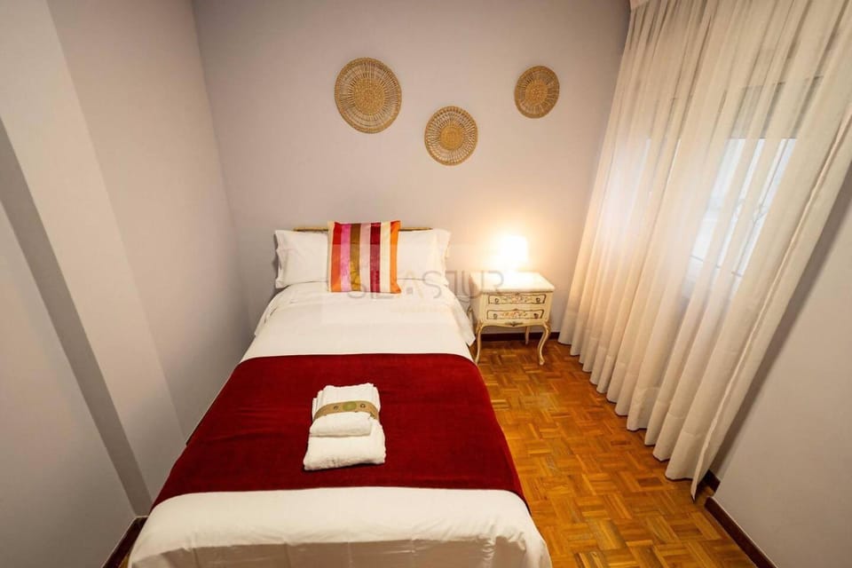 SantaCruz By Silastur Apartment in Oviedo