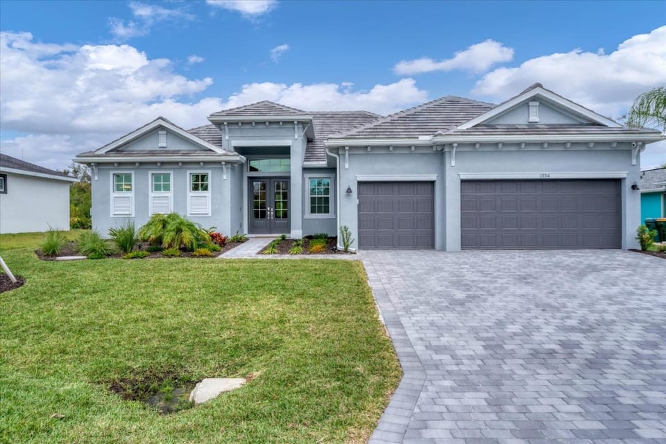 South Gulf Cove 3 Bedroom Private Home with Hot Tub House in South Gulf Cove