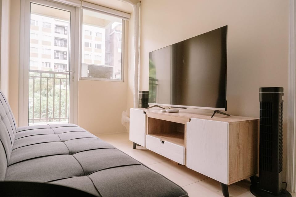 Communal lounge/ TV room, TV and multimedia, Living room