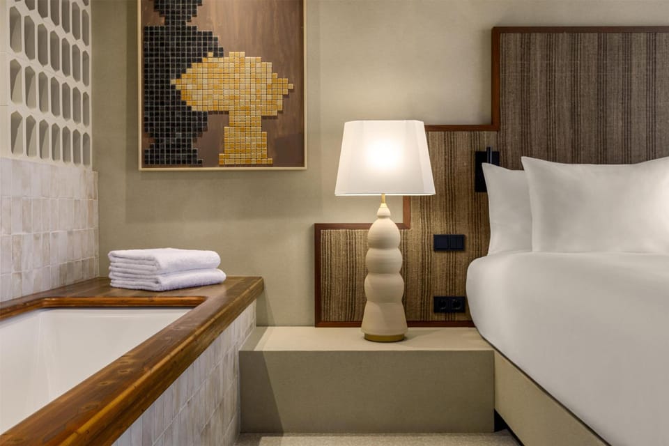 Bed, Bedroom, Bath