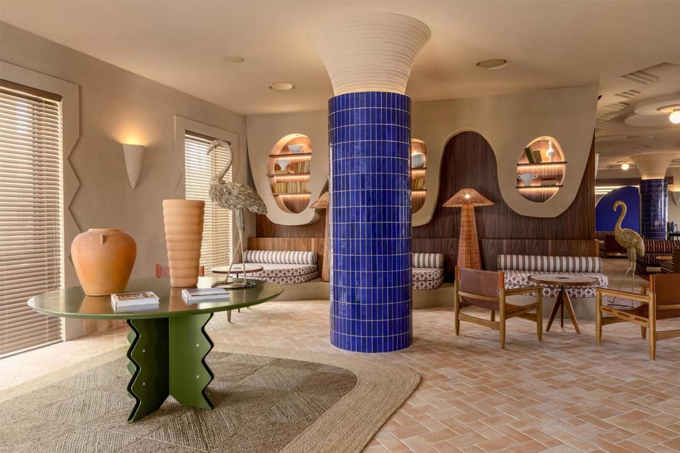 Lobby or reception, Decorative detail