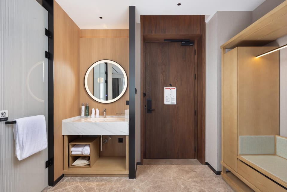 Hilton Garden Inn Shanghai High-Speed East Railway Station Hotel in Shanghai