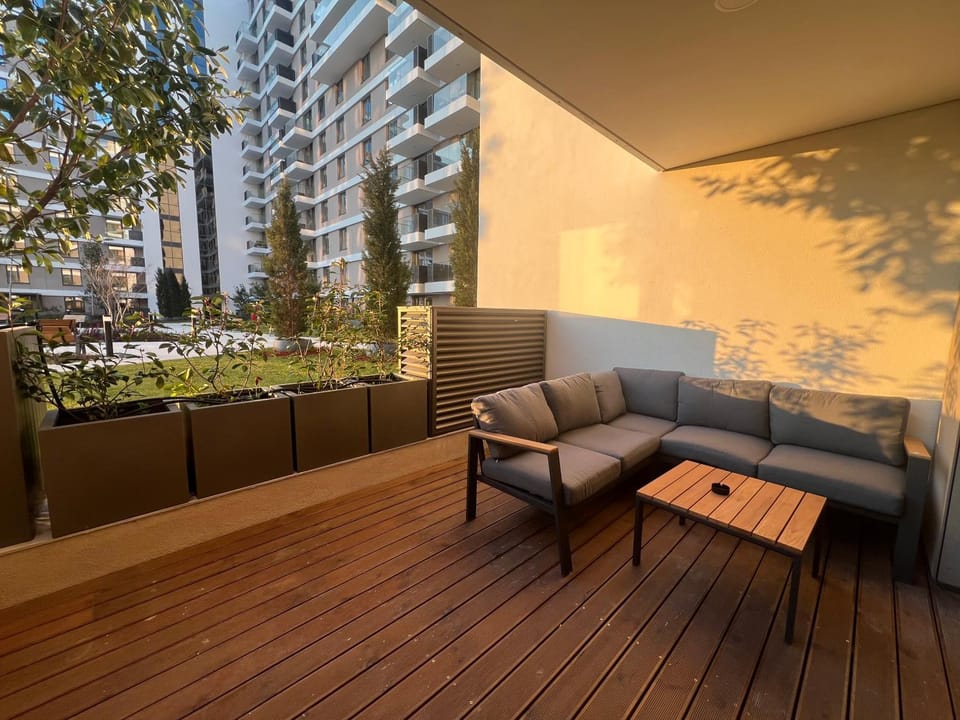 Property building, Patio, Day, Garden, View (from property/room), Balcony/Terrace, Living room, Seating area, Garden view