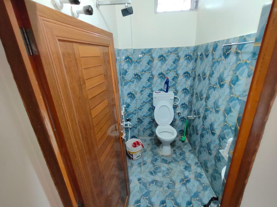 Bathroom, bidet
