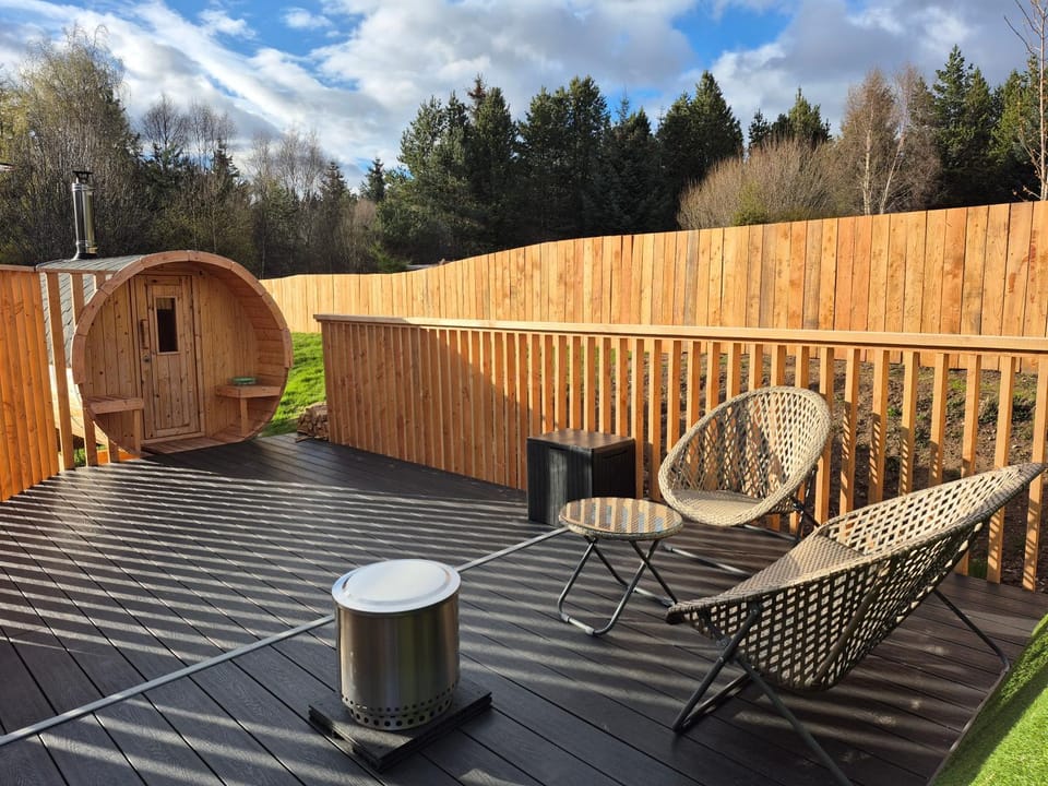 BBQ facilities, Sauna, fireplace