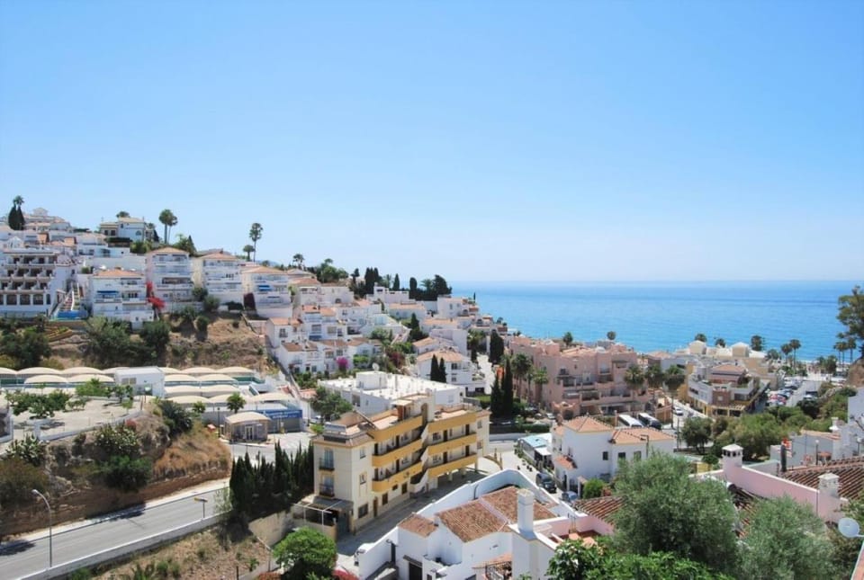 Hacienda 22 MENYBER House in Nerja