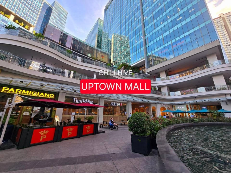 1BR Condo, BGC Uptown Mall, Grand Hyatt #ournw20j House in Makati