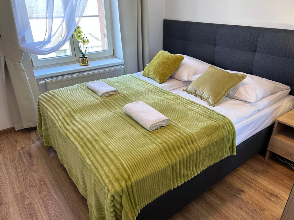 Old Town Apartments - Bosacka B18 Apartment in Krakow