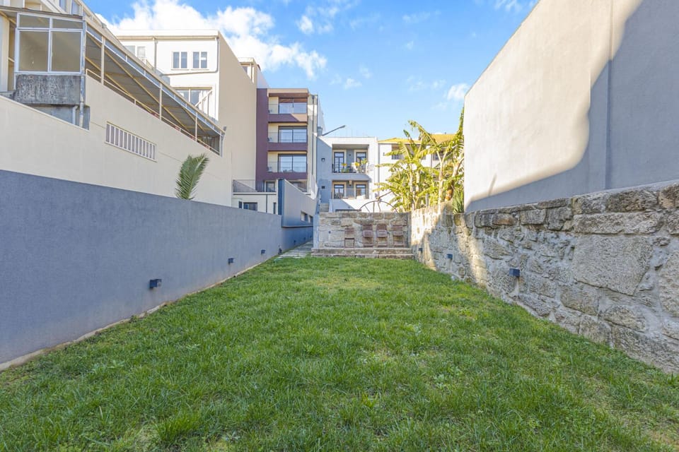 Firmeza Gardens Apartment in Porto
