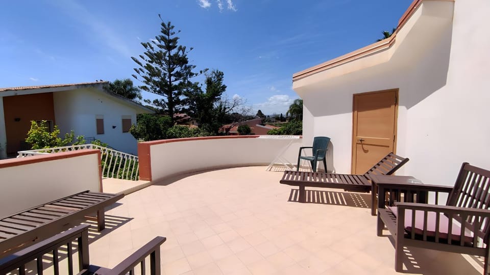 Day, Balcony/Terrace