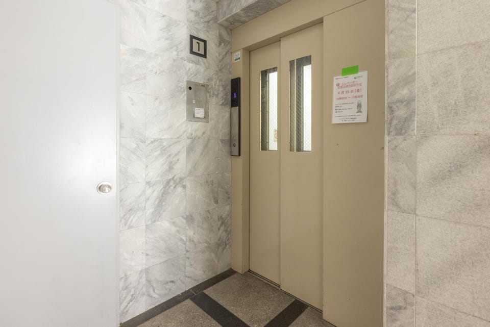 elevator