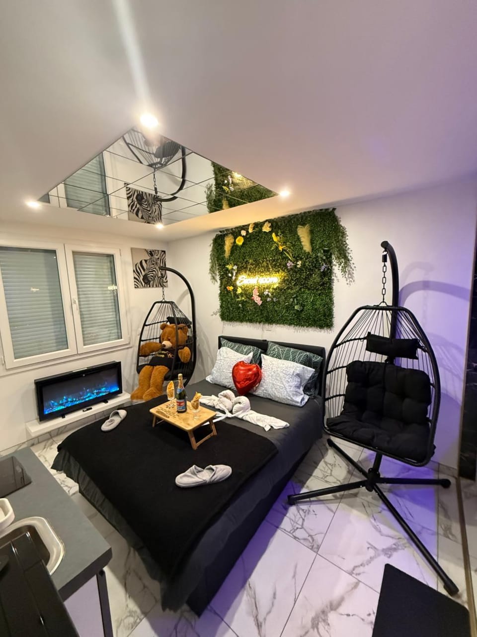 Love room spa Apartment in Île-de-France