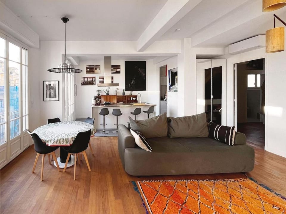 Palais Clemenceau Apartment in Nice