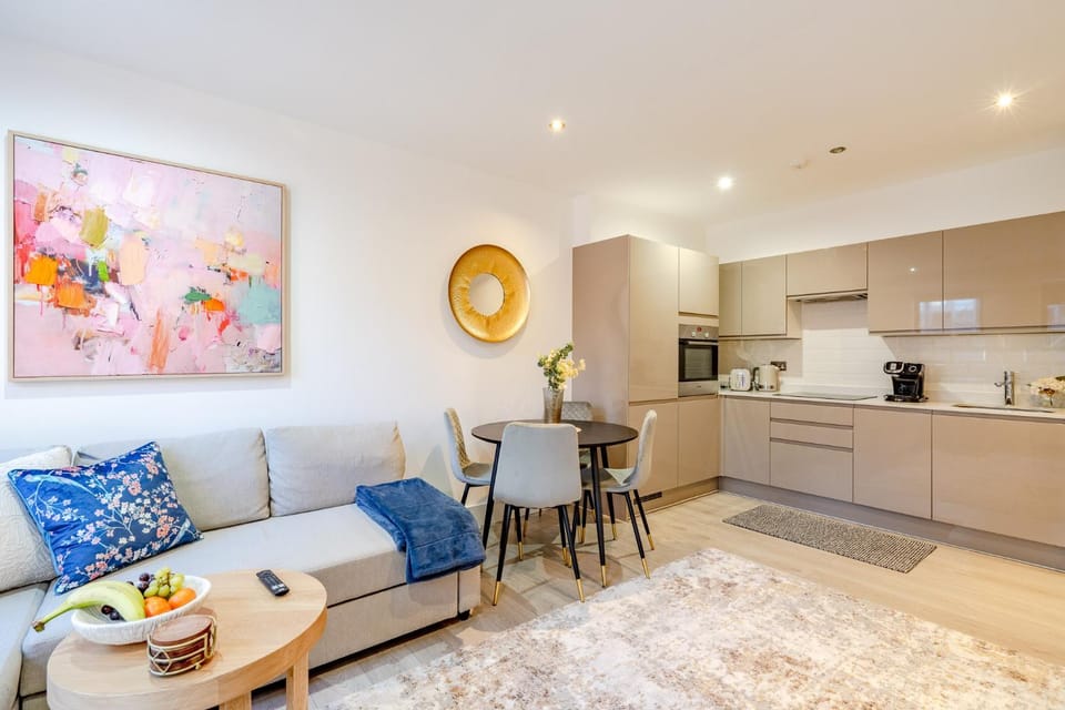 Arliss Suite Apartment in Watford
