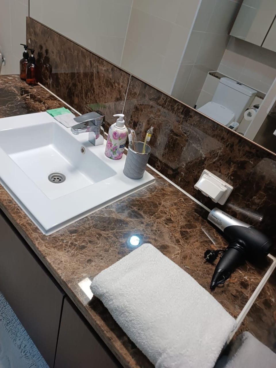 Bath, towels