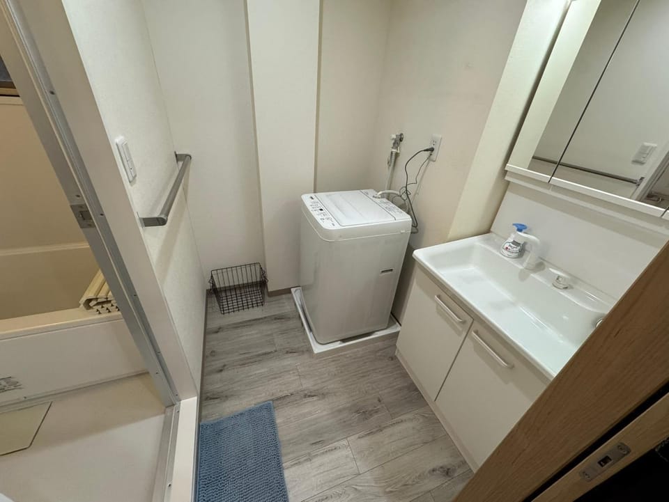 laundry, washing machine