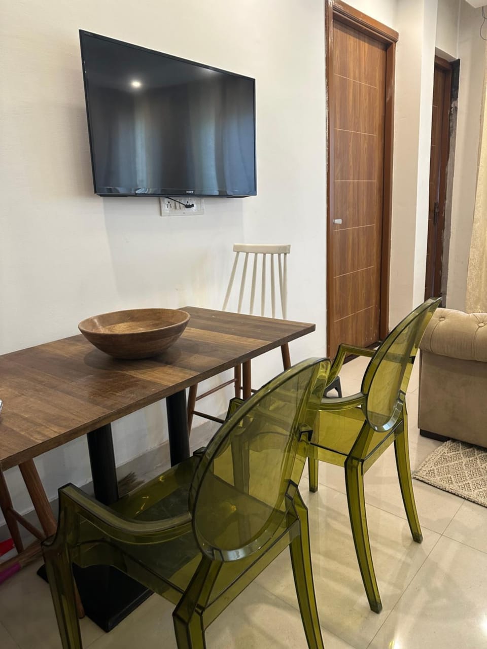 TV and multimedia, Dining area