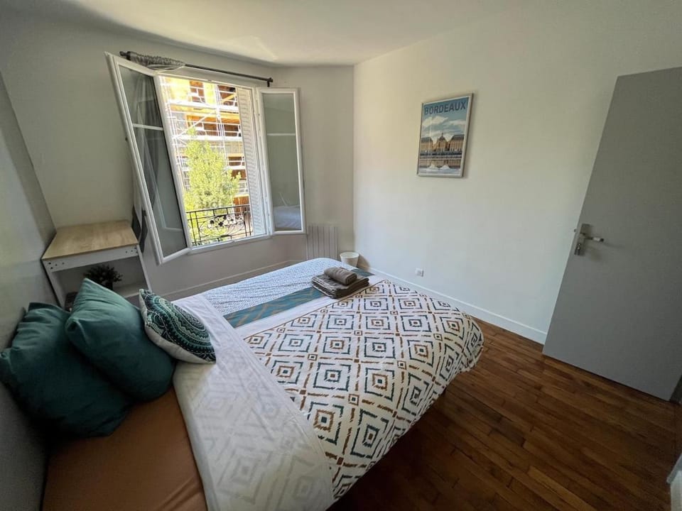 MX - House 10 min PARIS EXPOS- 11 bedrooms - Villa in Montrouge