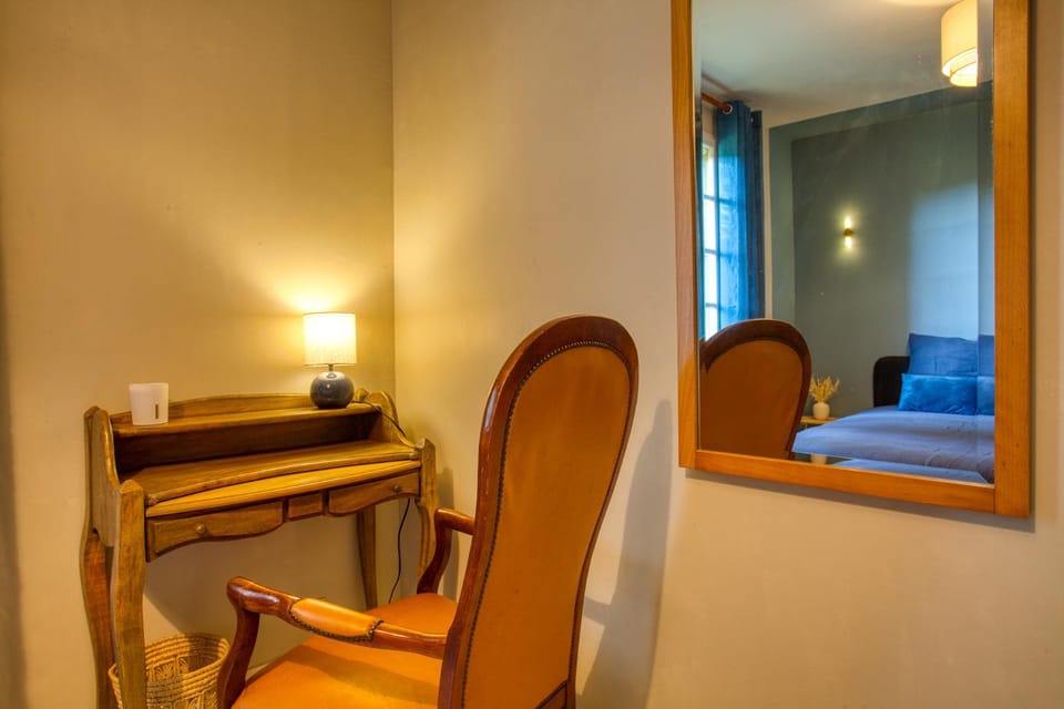 Seating area
