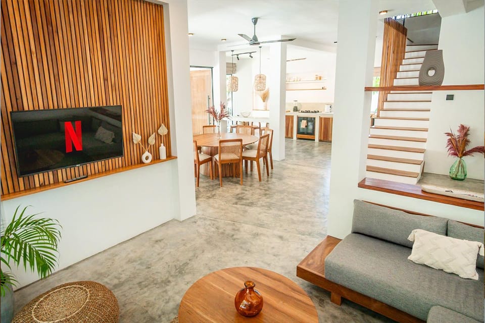 Communal lounge/ TV room, Living room, Lounge or bar