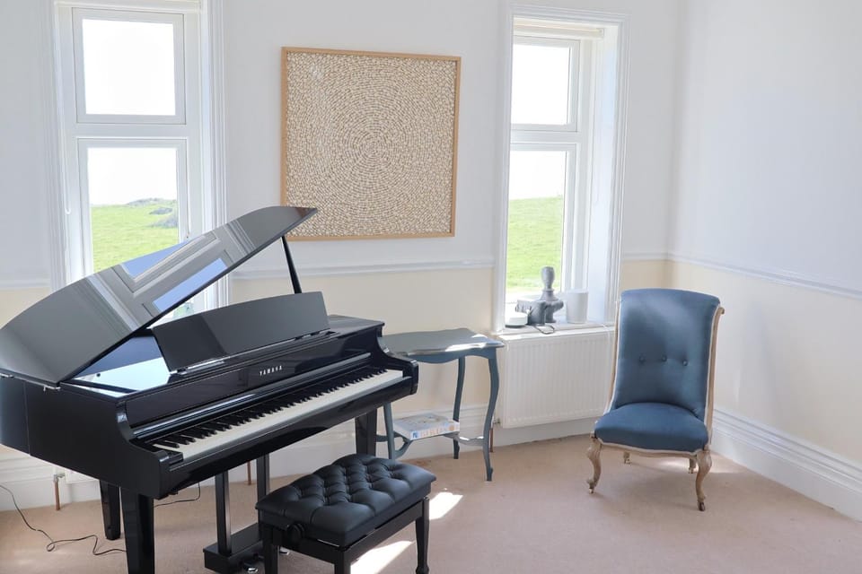 Inglewood - Historic retreat with incredible sea views House in Ventnor